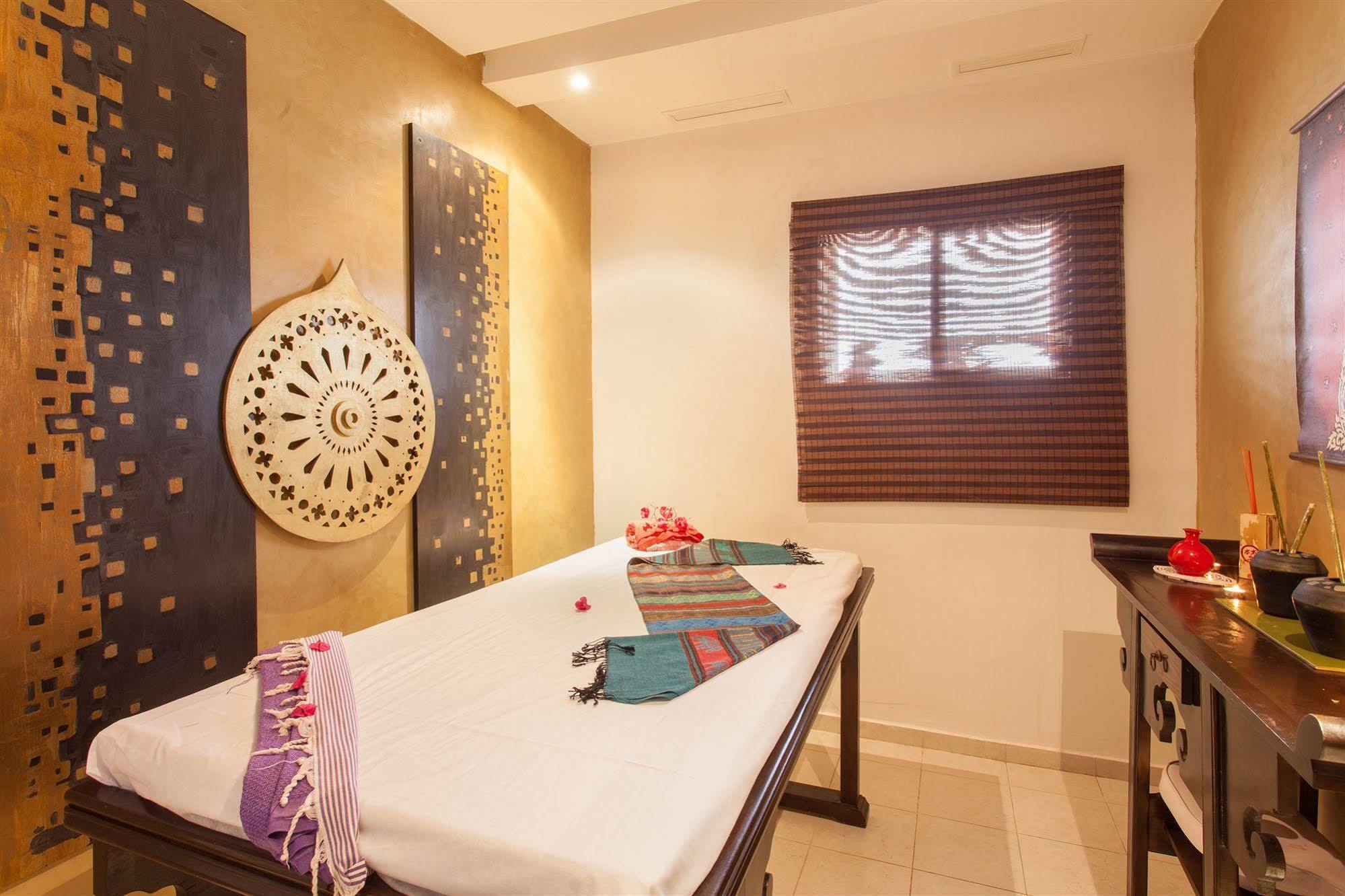Hotel Le Sultan 4*